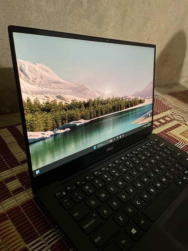 Dell Xps 9380 Core i5 8th generation 5