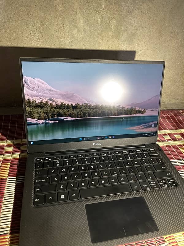 Dell Xps 9380 Core i5 8th generation 10