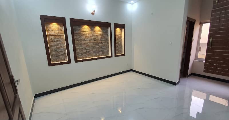 Upper Portion For Rent in G-13 (7 Marla) Brand new 1