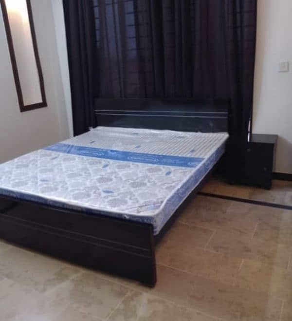 double beds available in full whole sale price 4