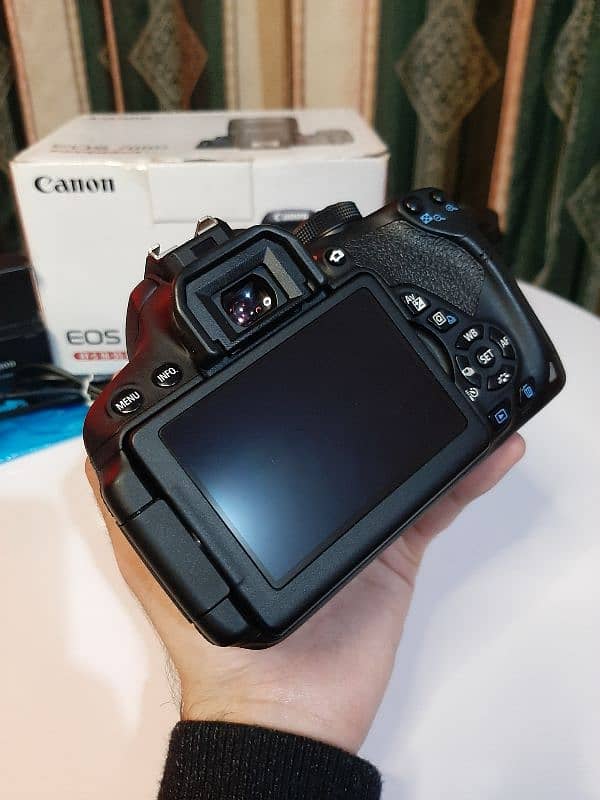 Canon Eos 700d Dslr Camera | Brand New Condition 2