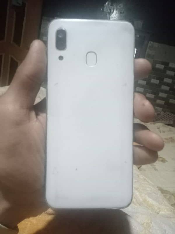 Samsung galaxy A30 2