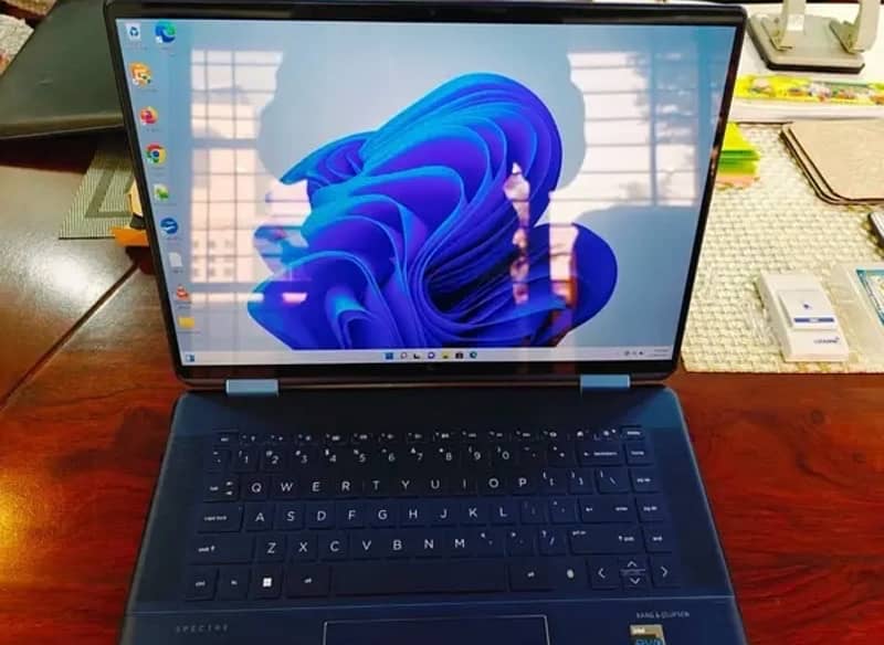 HP Spectre 16 inch 11th Generation 16GB/512GB 2