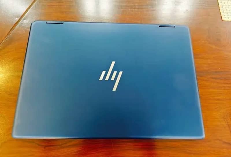 HP Spectre 16 inch 11th Generation 16GB/512GB 11