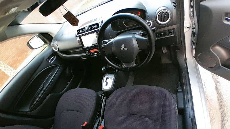 Mitsubishi Mirage Model 2012/2018 8