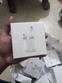 BEYOND SOUND EARBUDS /AIR PODS