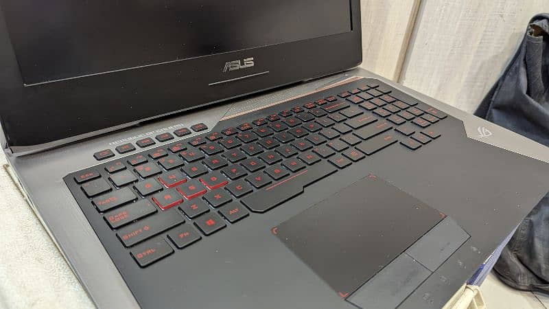 Asus Rog Strix G752 5