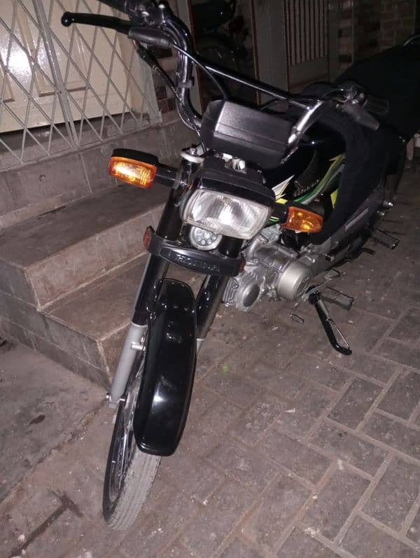 Honda CD 70 2023 1