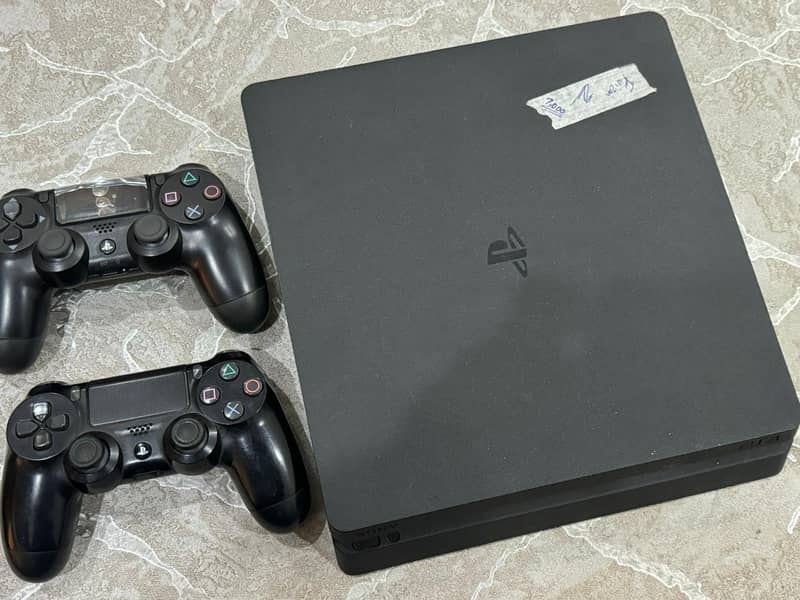 Playstation 4 Slim || PS4 Slim 3