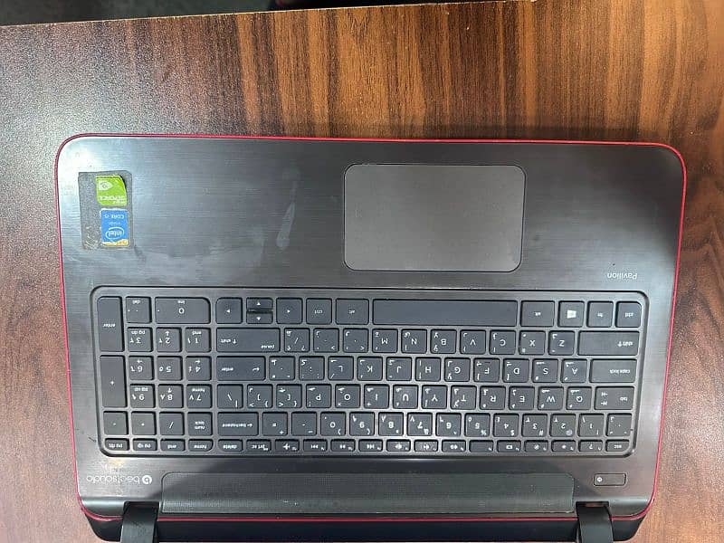 urgent need money thats why i am selling my laptop 1