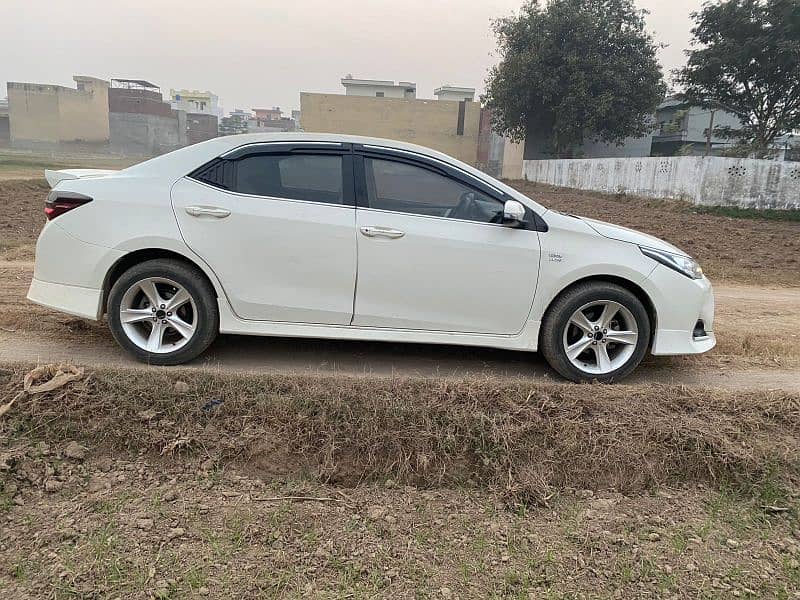 Toyota Corolla GLI 2015 5