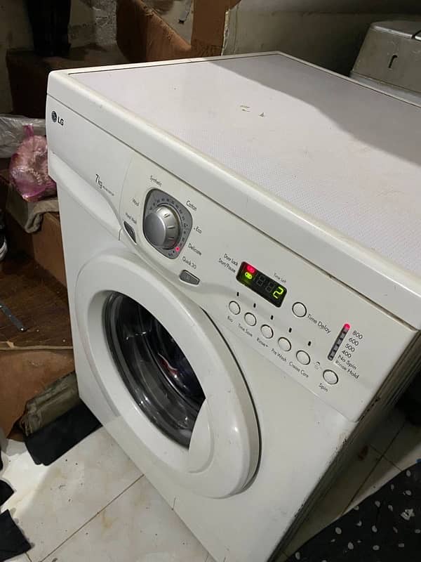 LG washing machine 7kG full ok 10/9.5 1