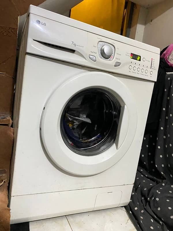 LG washing machine 7kG full ok 10/9.5 2