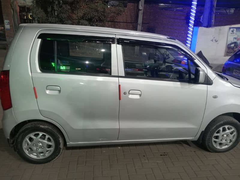 Suzuki Wagon R 2019 4