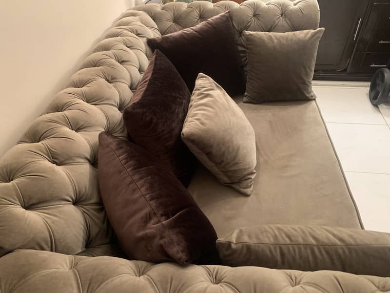 5 Seater Sofa Set Perfect Condition - Gun Metalic Colour 9