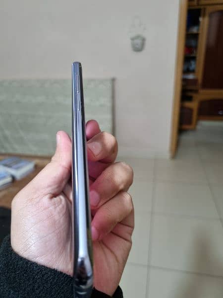 samsung s8 plus 4