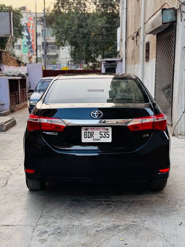 Toyota Corolla GLI 2015 AUTOMATIC OWN ENGINE FACELIFT UP TO 2018 0