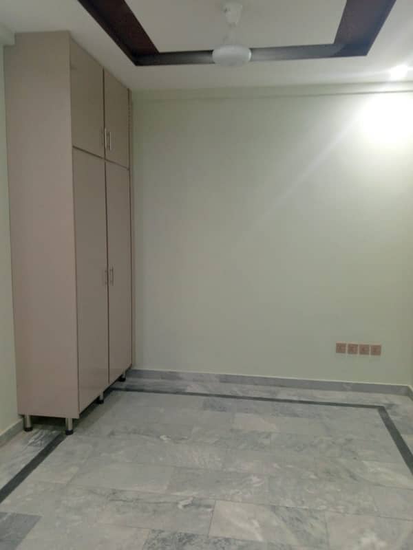 1 bed flat Availabile for rent 2