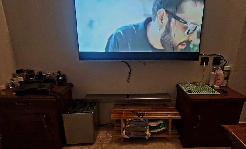 SAMSUNG 3D  Vertical Surround sound bar 310W 6