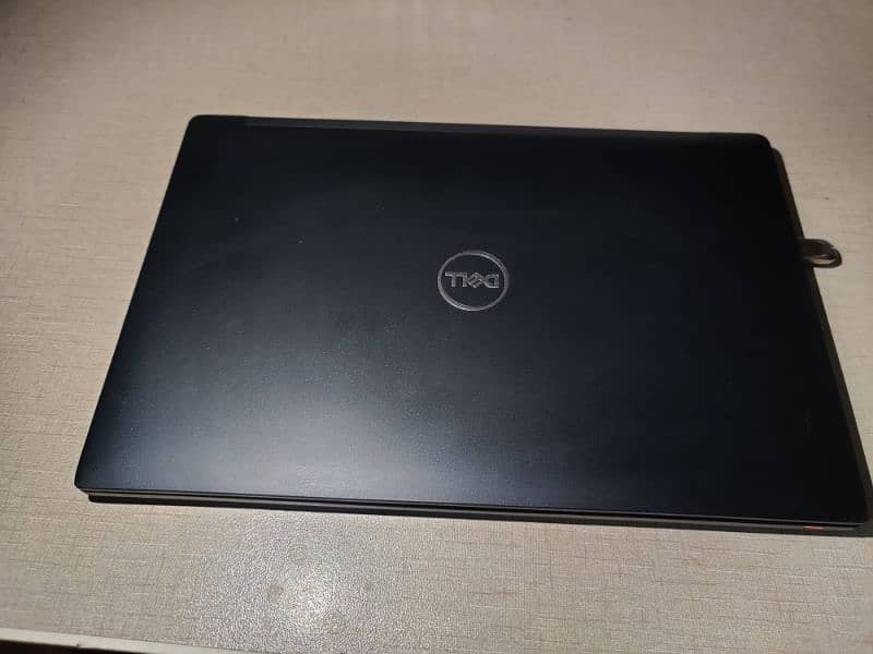 Dell 7490, Core i7, 8th generation in new Condition 0