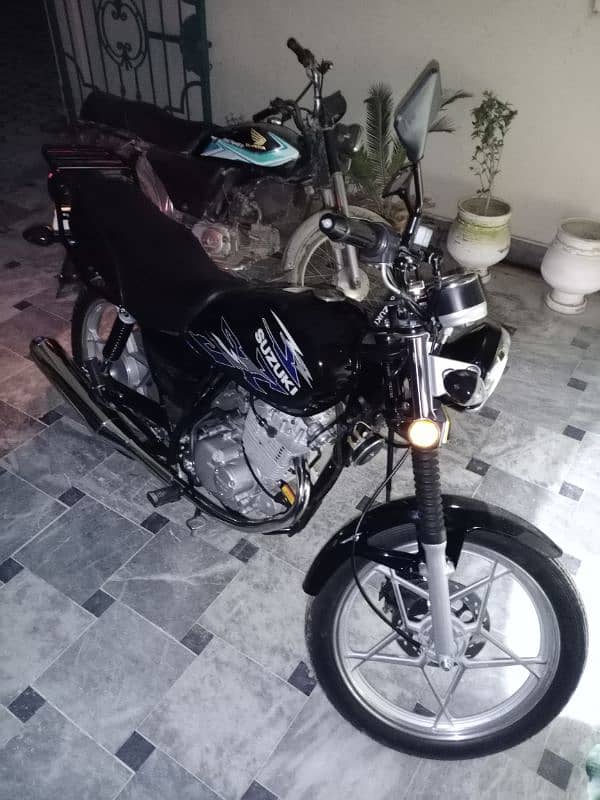 Suzuki GS 150 Se for sale in mint lush condition 1