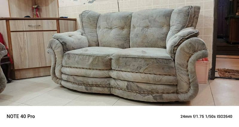 6 seater ( 3 + 2 + 1 ) sofa set 1