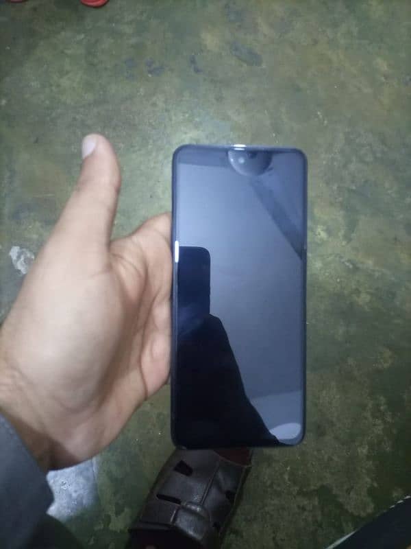 Infinix zero x neo 8gb 128gb box sath hain price 26000 4