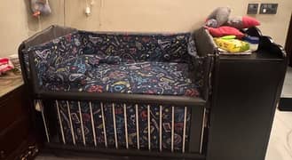 baby cot for sale