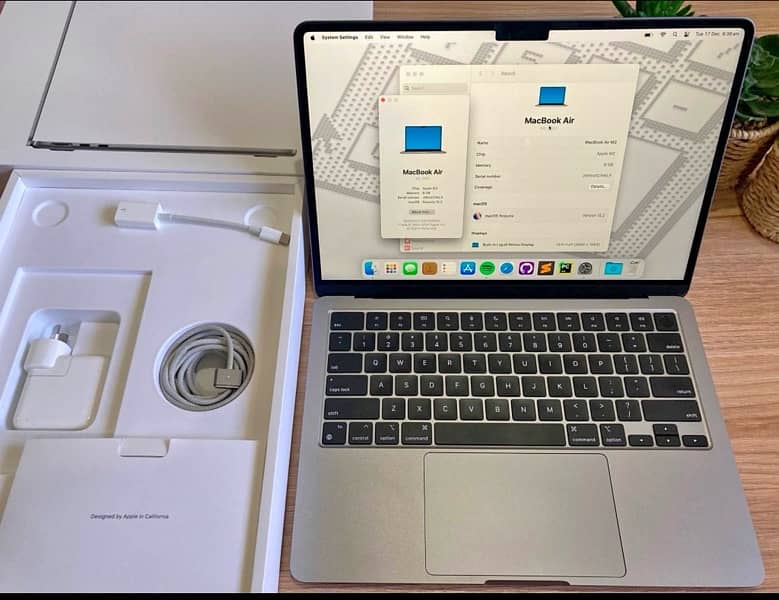 Apple MacBook Air M2 Processor 256GB Space Grey (8GB RAM). 10/10 100BH 0