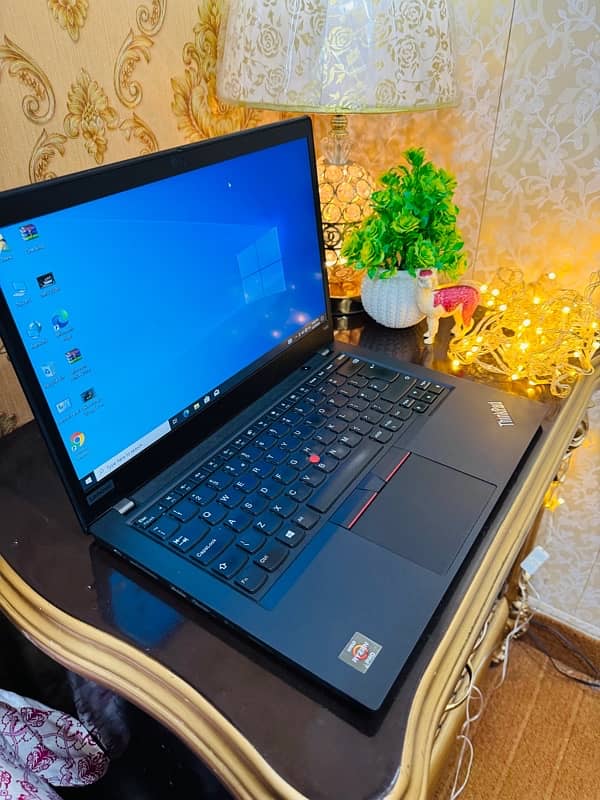 Lenovo Thinkpad T495 Ryzen 7 pro 8 gb ram 256 gb ssd 10