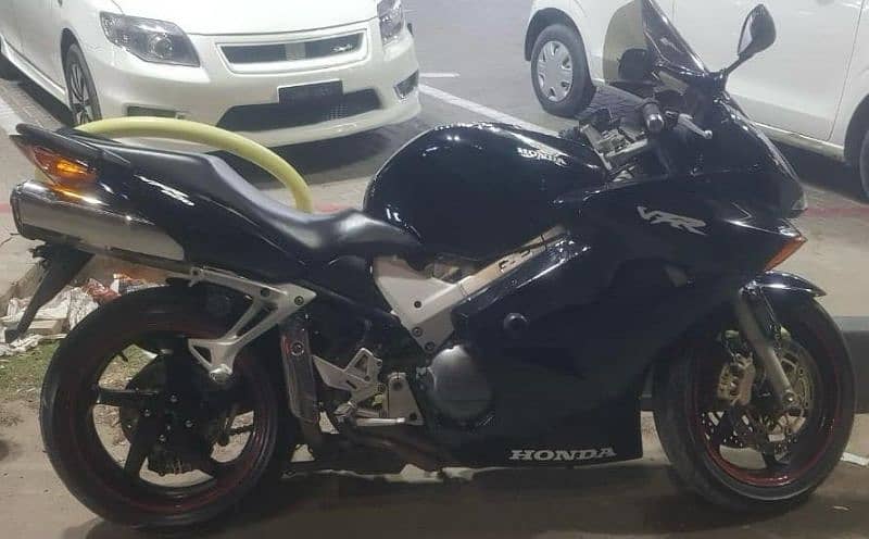 Honda Vfr800 model 2012 1