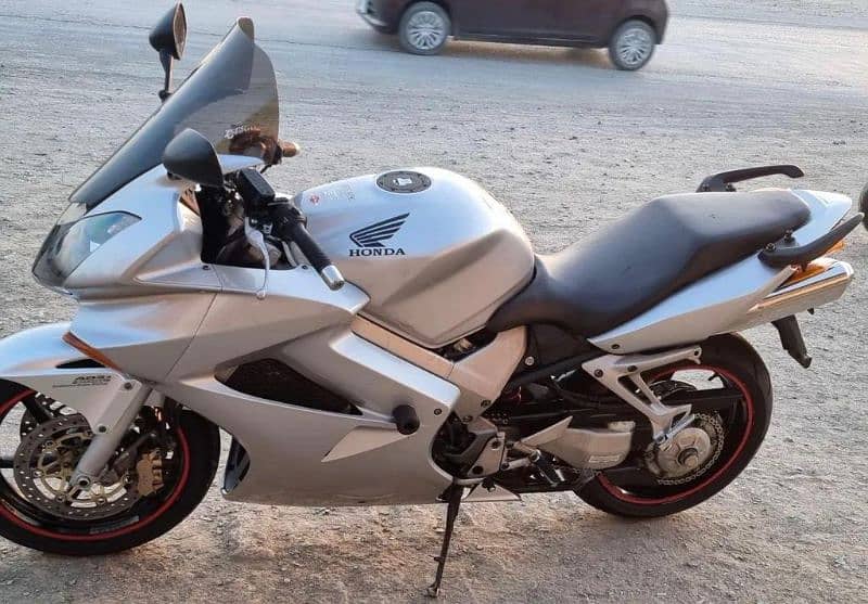 Honda Vfr800 model 2012 2