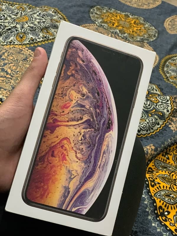 IPhone XS Max pta approved 64gb 3