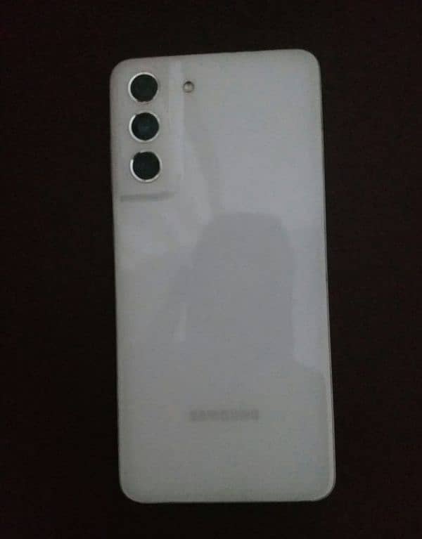 Samsung Galaxy S21 FE 5G 8/256 for sale 1