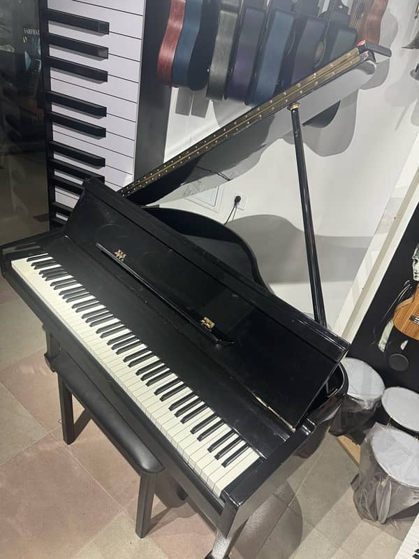 88 keys digital piano available at Boorat outlet 4