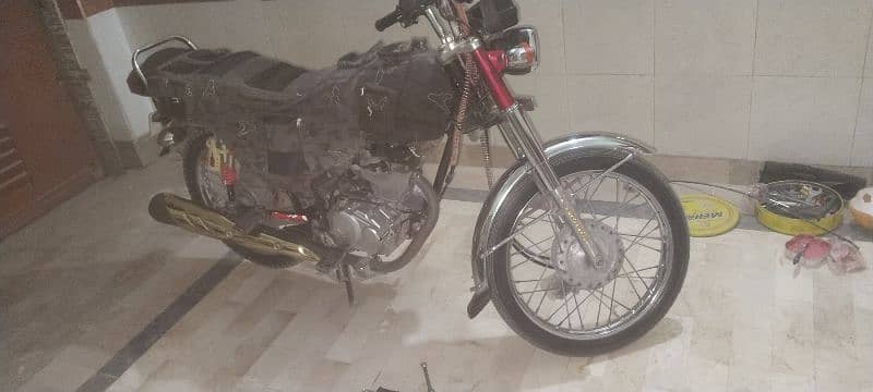 Honda CG 125 Khi number 2