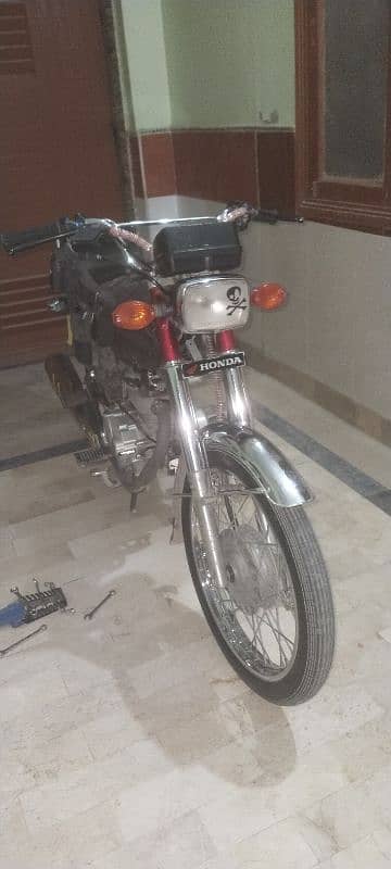 Honda CG 125 Khi number 4