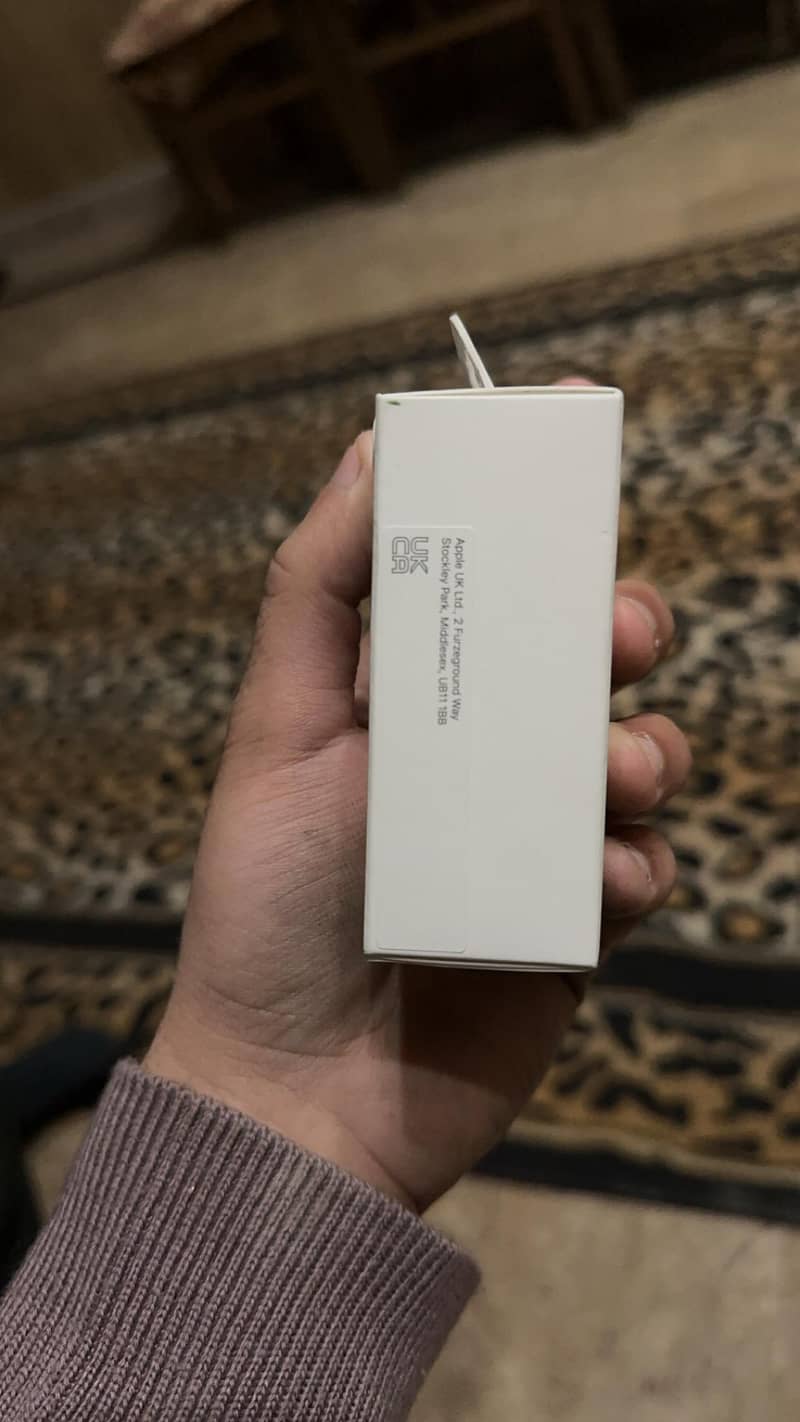 Brand New Original Apple Charger - Purchased from Kuwait Apple Store 2