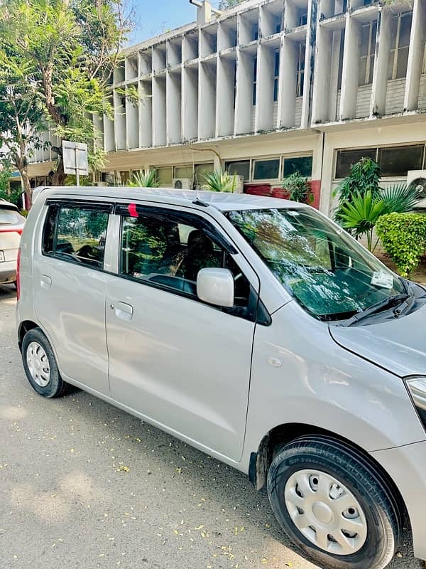 Suzuki Wagon R 2017 6