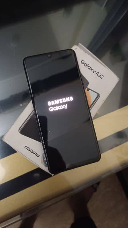 Samsung a32 full box condition 10by10 one hand  used 0