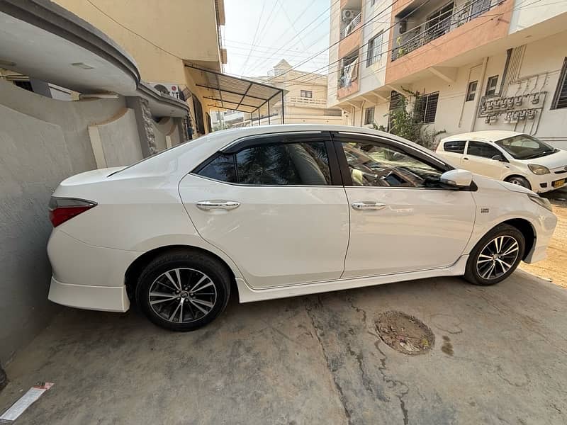 Toyota Altis Grande 2022 1