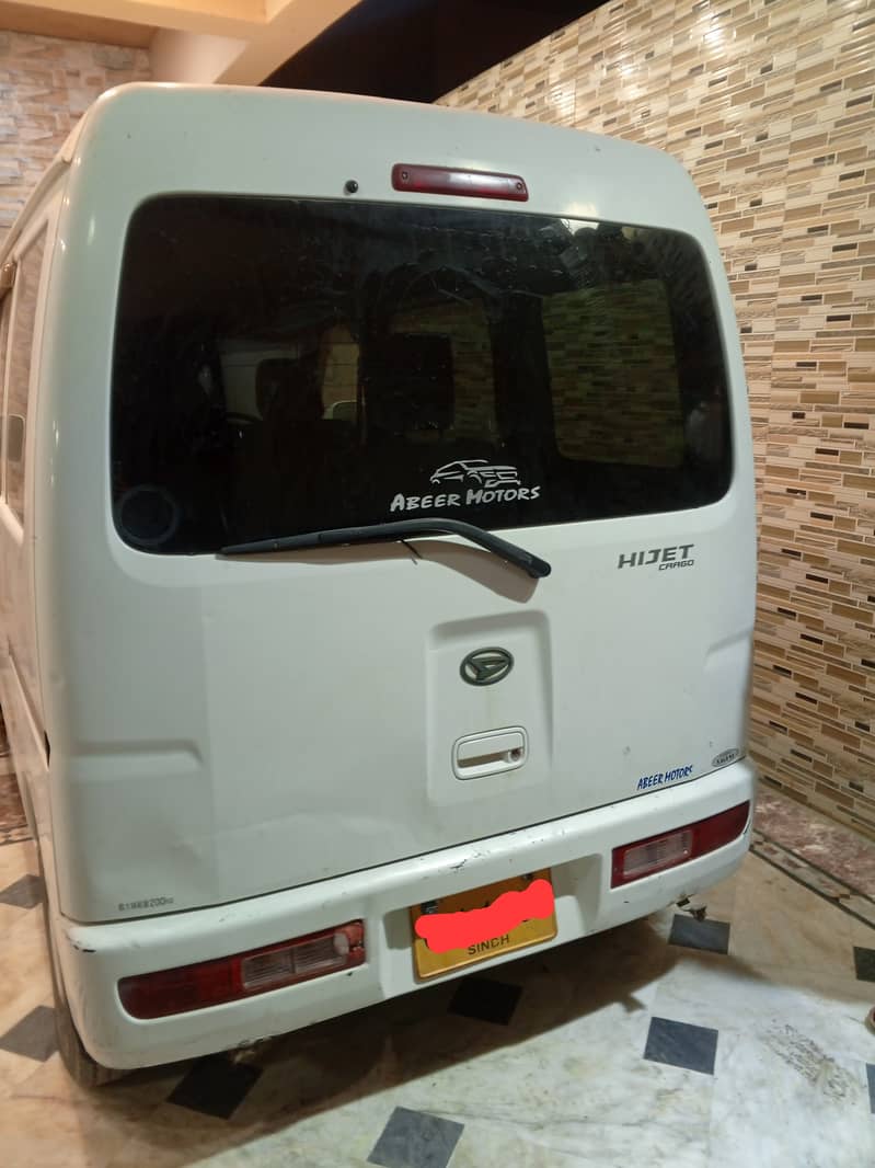 Daihatsu Hijet 2014 1