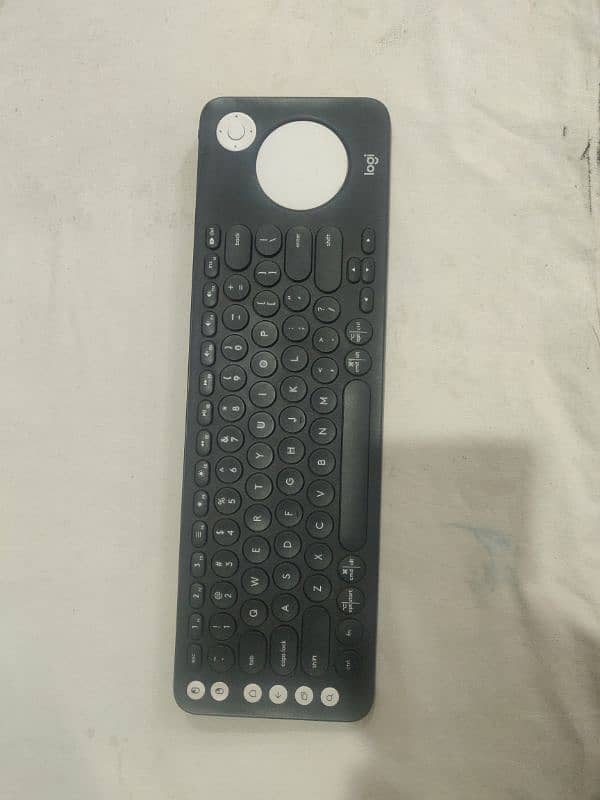 Logitech KeyBoard branded 2