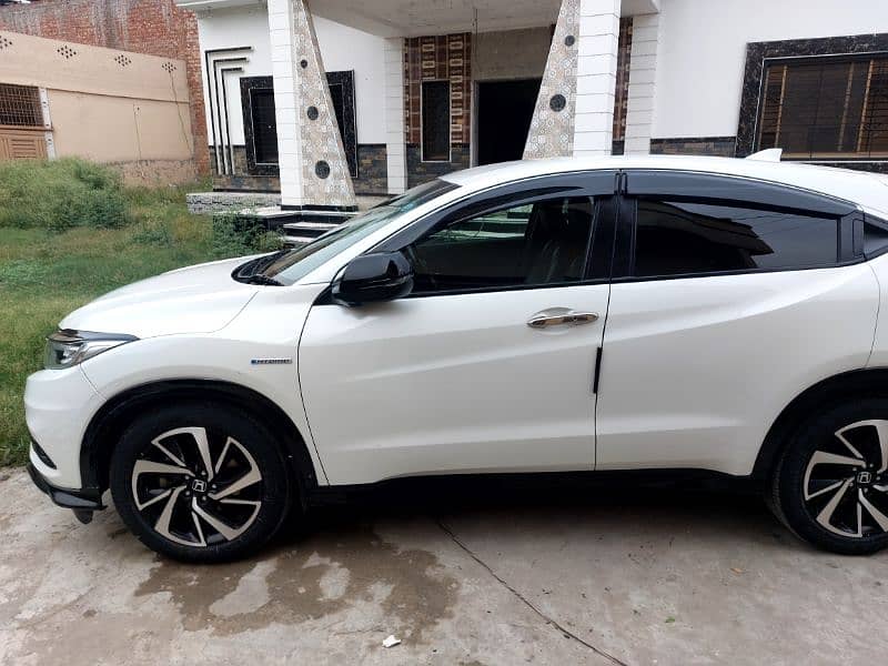 Honda Vezel 2018 13