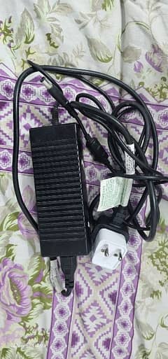 Original Hp elitebook laptop charger on low price