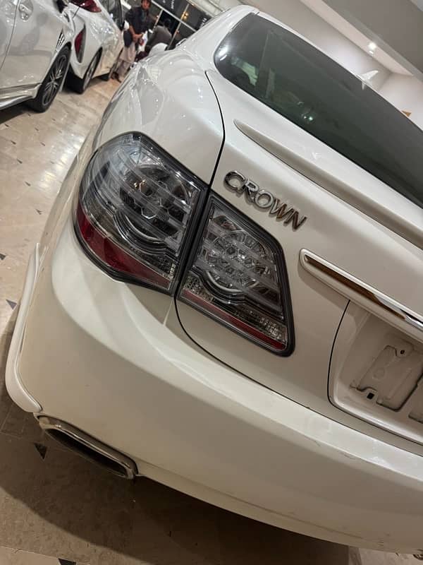 Toyota Crown 2008 1