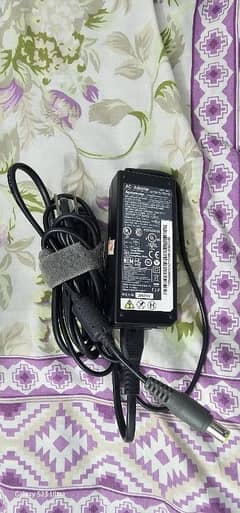 Lenovo thinkpad laptop original charger available on low price