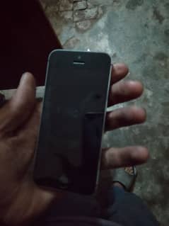 iphone 5s ha total ok ha koi fault nhi ha Whatsapp num 03268822380