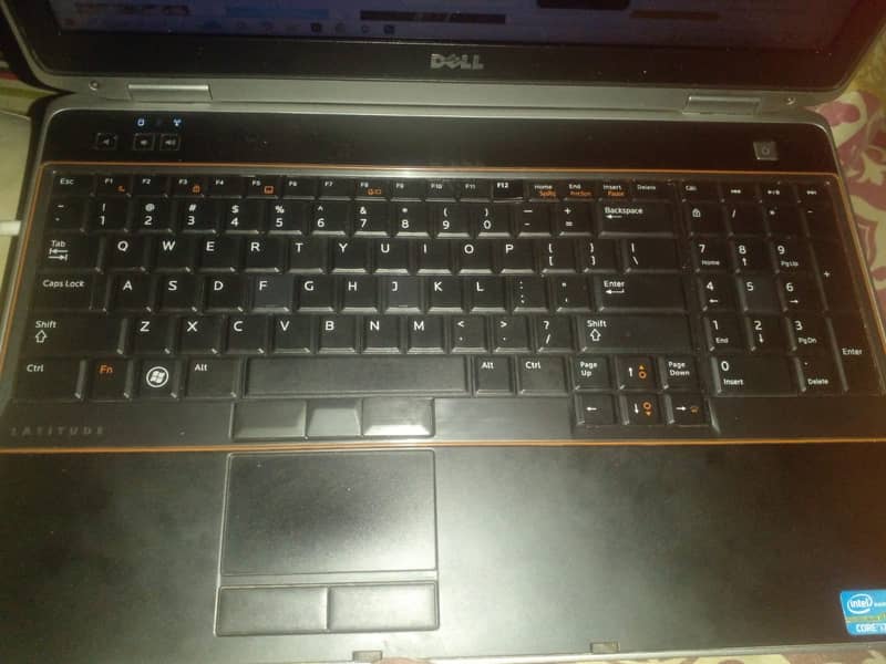 DELL E6520 core i7 (2nd Generation) 2