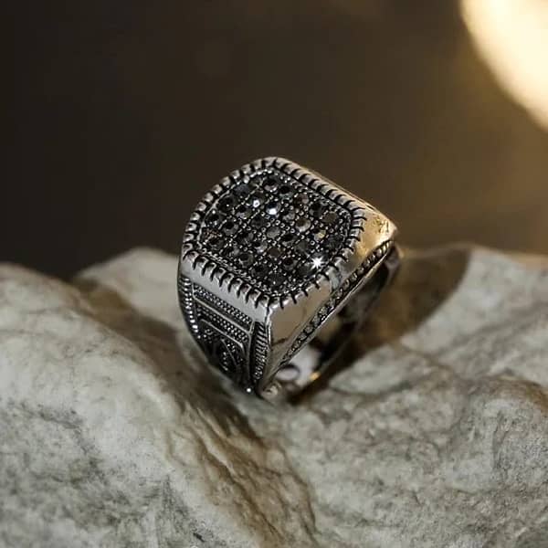 Mens Ring 10